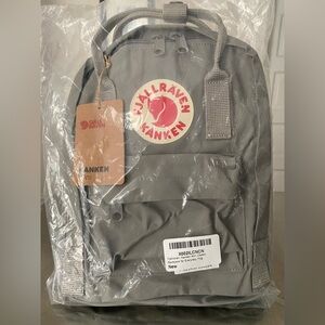 Kånken Mini Gray Backpack